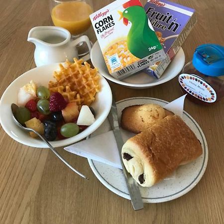 Five Mile Oxford Hotel Bagian luar foto