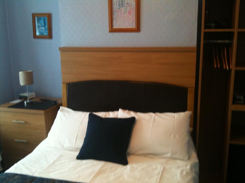 Five Mile Oxford Hotel Ruang foto