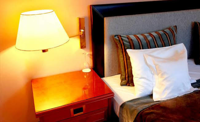 Five Mile Oxford Hotel Bagian luar foto