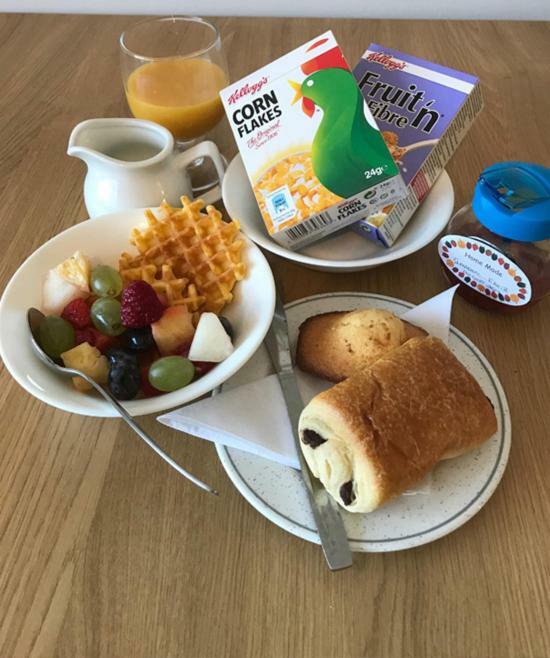 Five Mile Oxford Hotel Bagian luar foto